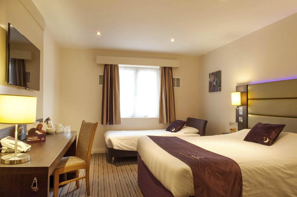 Premier Inn Merthyr Tydfil Luaran gambar