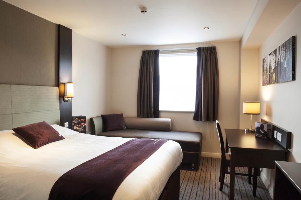 Premier Inn Merthyr Tydfil Luaran gambar